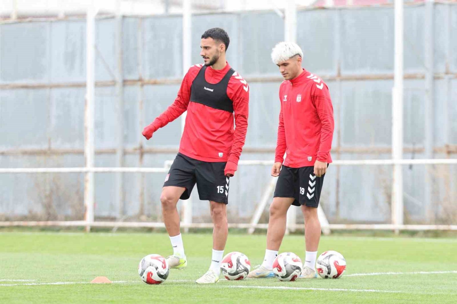 sivasspor-teknik-direktorsuz-calisti