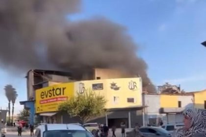 tekstil-malzemesi-satan-is-yerinde-cikan-yangin-sonduruldu