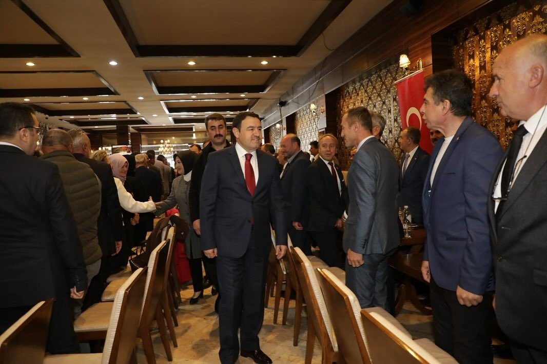 vali-isin-devletimiz-guclu-hukumetimiz-gayretli-milletimiz-fedakardir