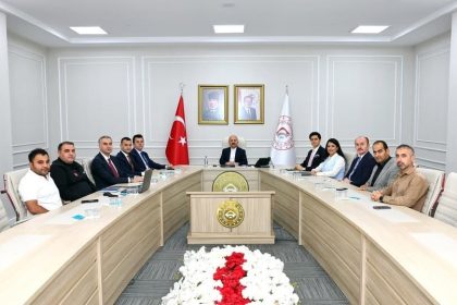 vali-yardimciligi-degerlendirme-toplantisi-gerceklestirildi