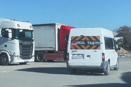 vanda-okul-tasiti-yazan-aracta-35-kilo-metamfetamin-ele-gecirildi