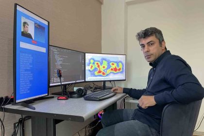 yapay-zeka-destekli-sanal-doktor-sesi-dinliyor-yuzu-okuyor-ve-hastaligi-buluyor