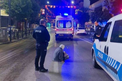 yasli-kadina-otomobille-carpip-olay-yerinden-kacan-surucu-kayiplara-karisti