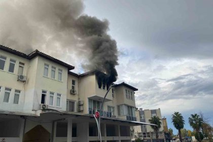 antalyada-apartman-dairesi-alev-alev-yandi