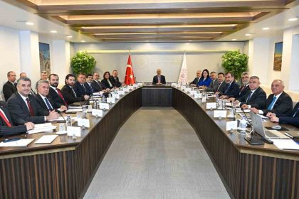 aydin-buyuksehir-belediye-baskani-cercioglundan-aydina-banliyo-mujdesi