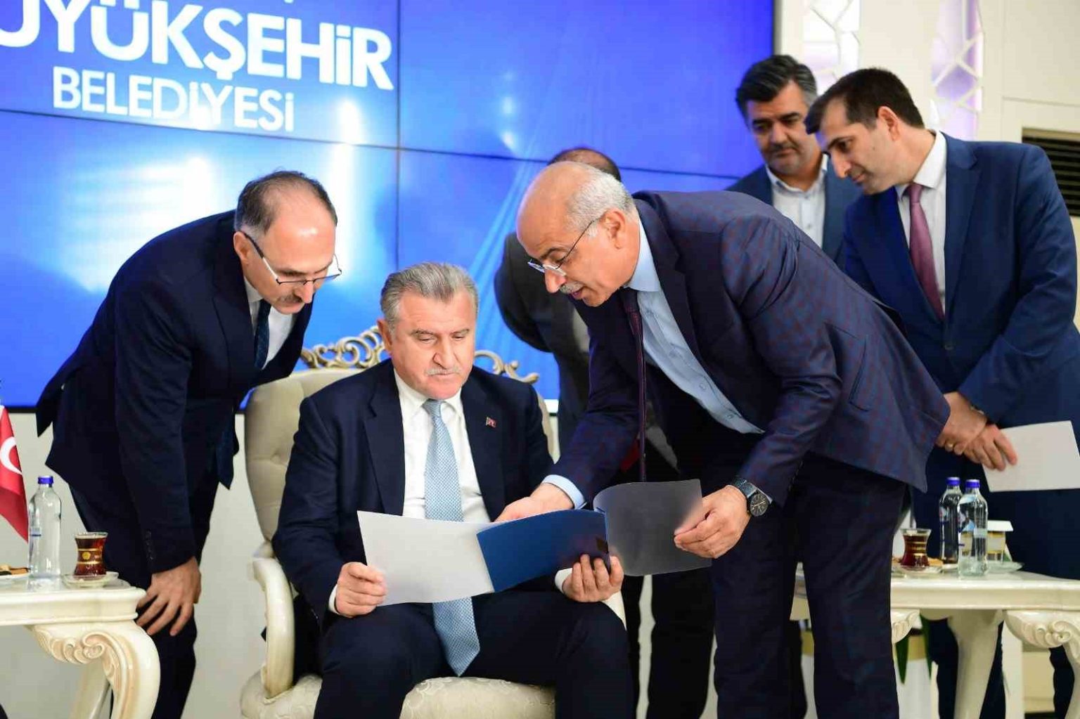 bakan-bak-guzel-projeler-kazandirildikca-genclerimiz-faydalanacak-desteklerimiz-2026da-da-devam-edecek