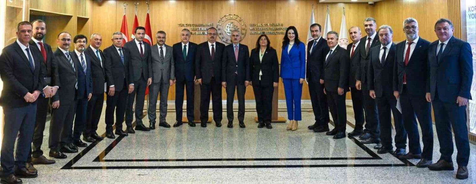 baskan-cercioglundan-aydina-yeni-banliyo-hatti-mujdesi