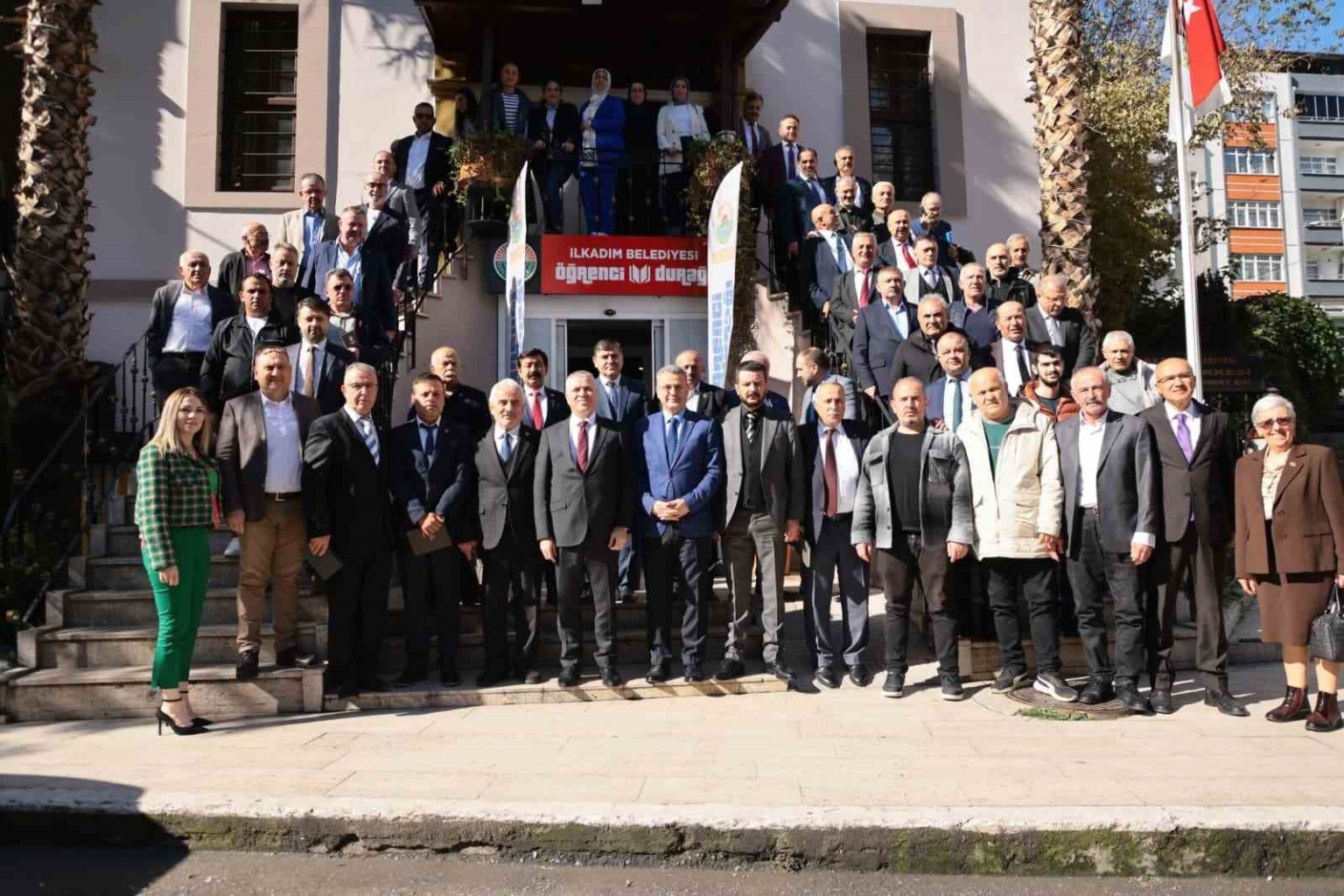 baskan-kurnaz-muhtarlarimiz-bizim-kiymetlilerimizdir