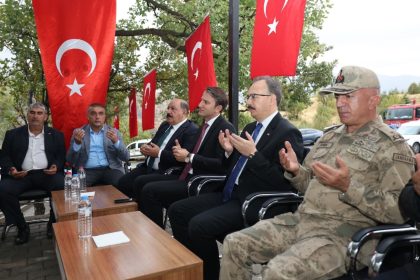 baykanda-derince-koyu-sehitleri-dualarla-anildi