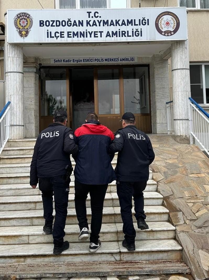 bozdoganda-uyusturucu-saticisi-yakalandi