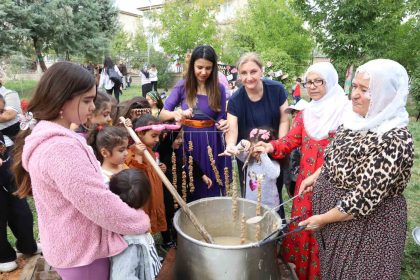 cocuklara-festivalde-geleneksel-uretim-kulturu-tanitildi