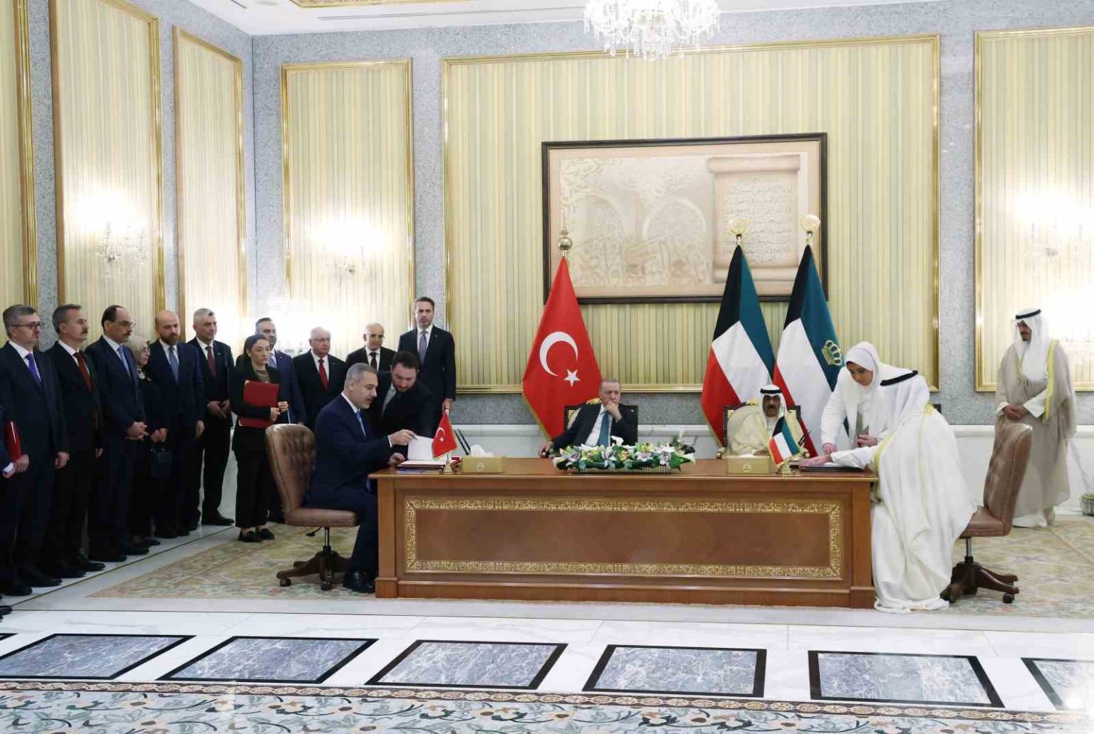 cumhurbaskani-erdogan-kuveytte-imza-torenine-katildi