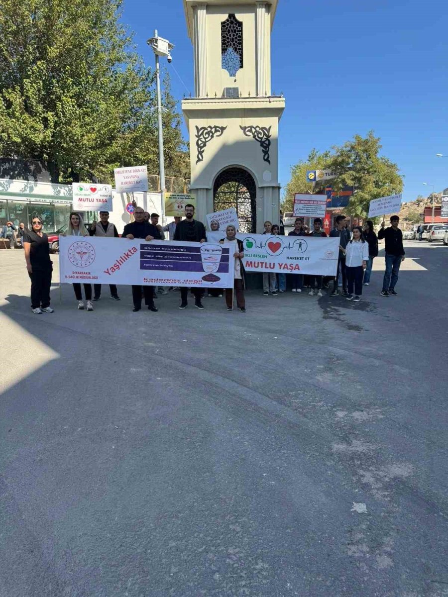 diclede-saglikcilardan-dunya-yaslilar-ve-yuruyus-gunu-etkinligi