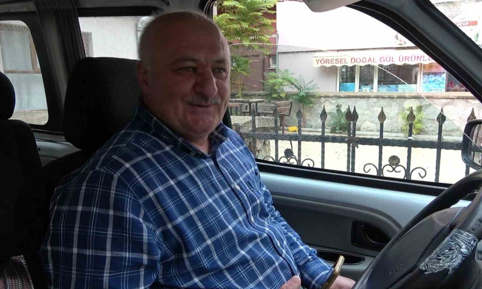 dolandirici-7-bin-lirasini-aldigi-vatandasin-arac-muayene-randevusunu-almayi-ihmal-etmedi