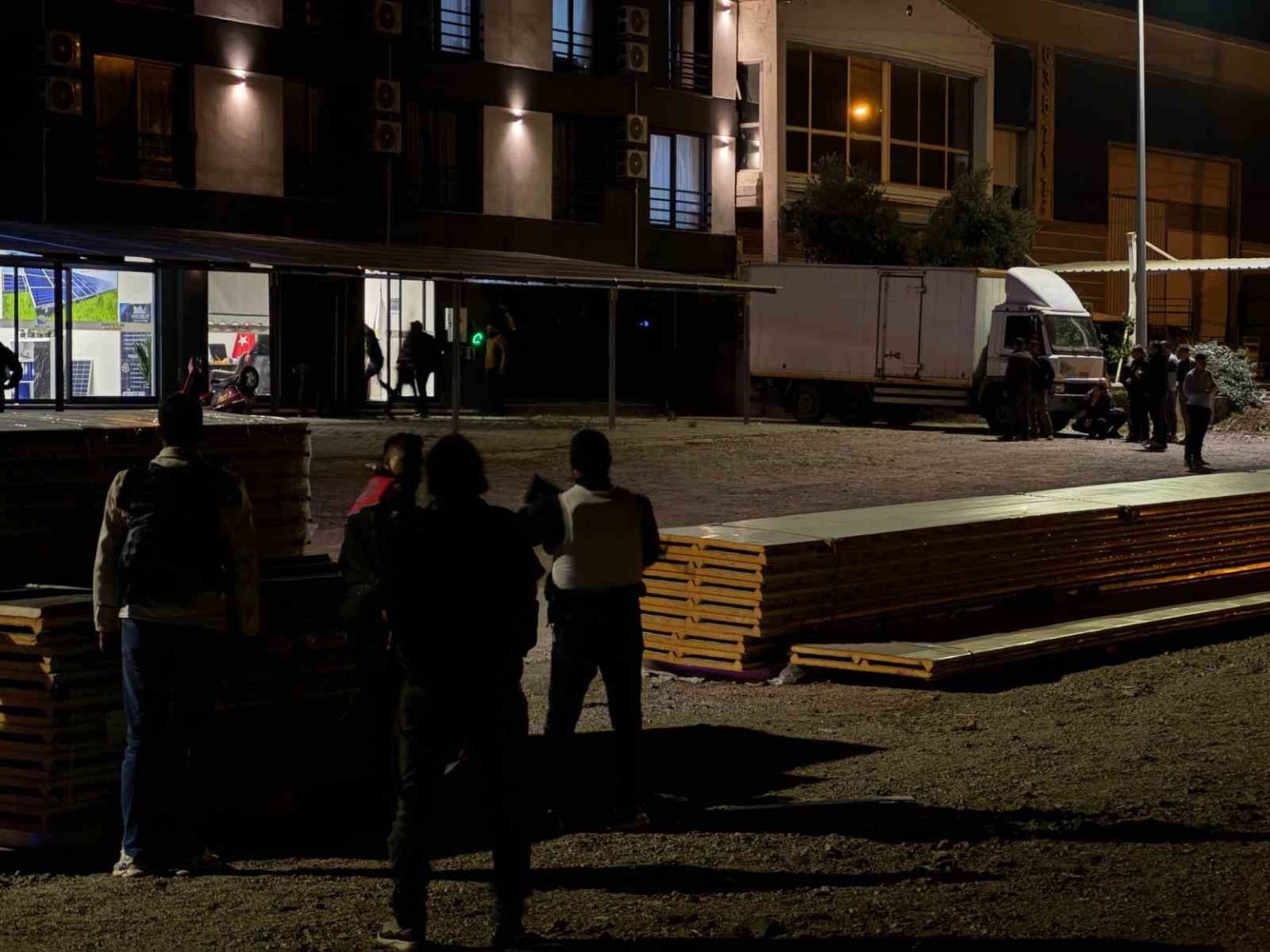 fethiyede-hareketli-dakikalar-uyusturucu-operasyonunda-polise-ates-actilar