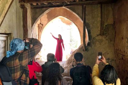 fotograf-sanatcilarinin-odagindaki-cemisgezekte-kulturel-bulusma