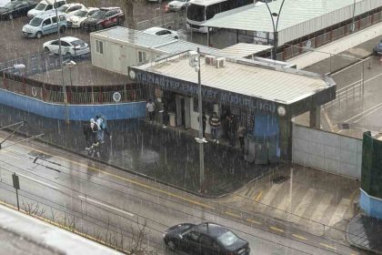 gaziantepte-saganak-ve-dolu-etkili-oldu