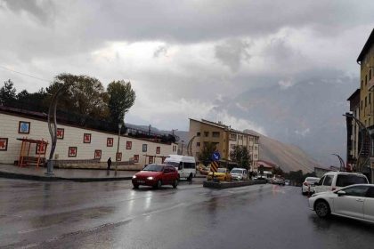 hakkaride-yagmur-yagisi