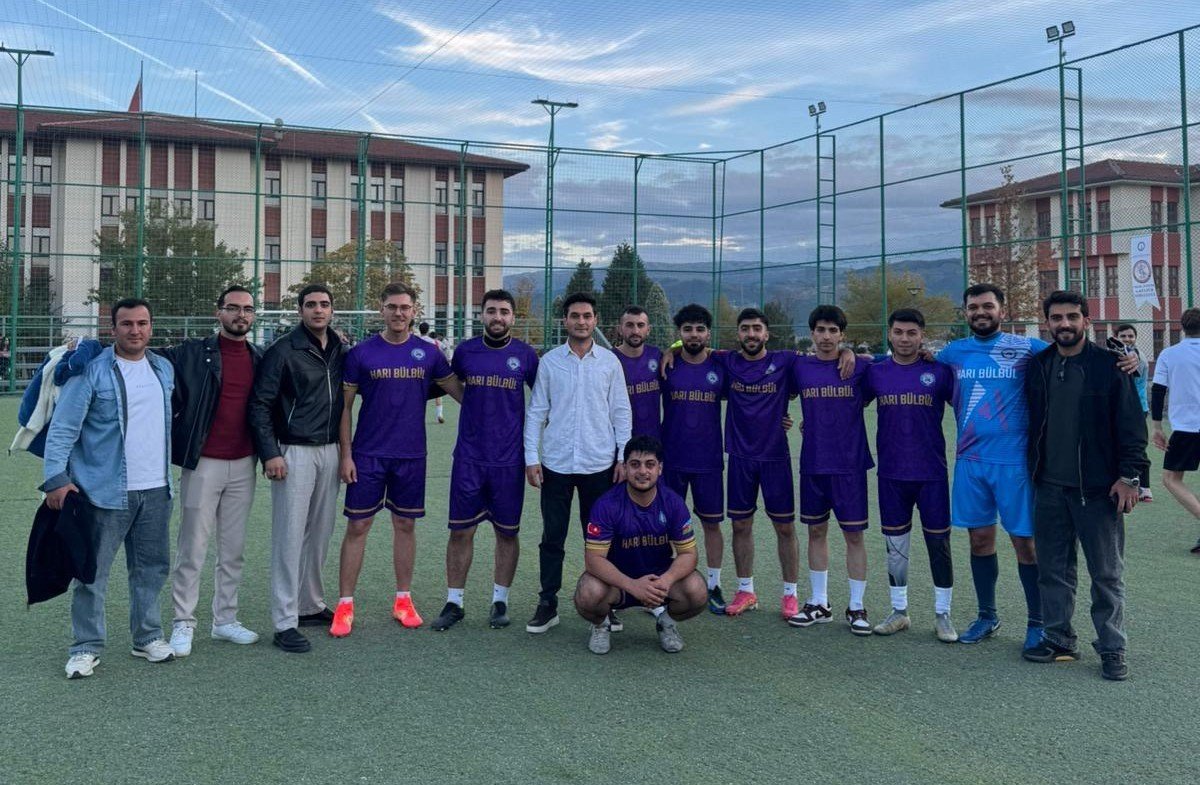 hari-bulbul-ogrenci-toplulugundan-tarihi-galibiyet