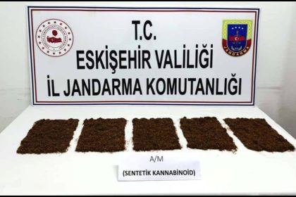 ilceye-uyusturucu-tasiyan-3-sahis-jandarma-tarafindan-yakalandi