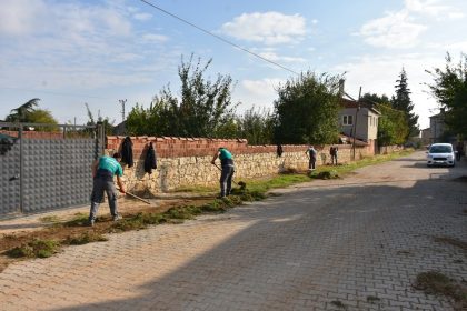 inonude-temizlik-calismalari-araliksiz-suruyor