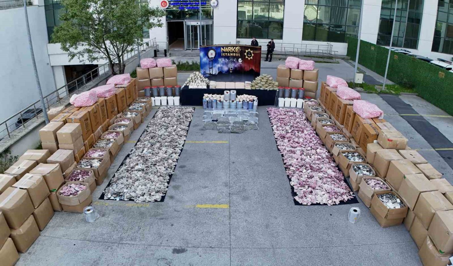 istanbul-merkezli-dev-uyusturucu-operasyonu