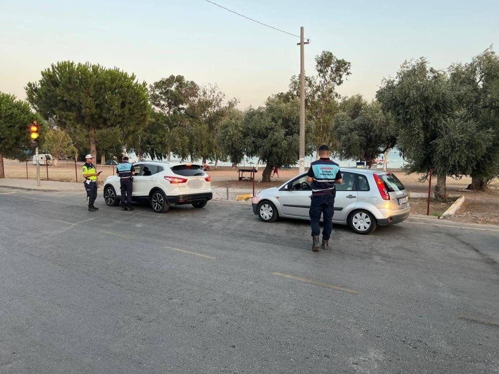 jandarma-iki-gunde-30-aranan-sahsi-yakaladi