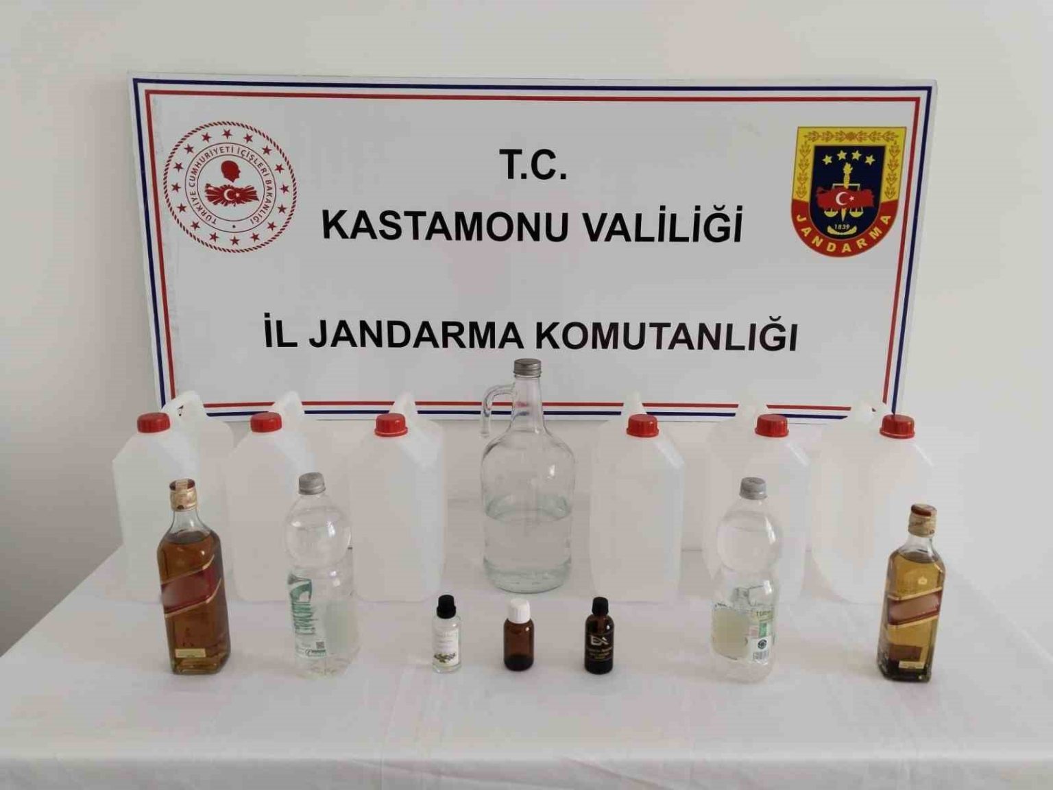 kastamonuda-jandarmadan-sahte-icki-operasyonu
