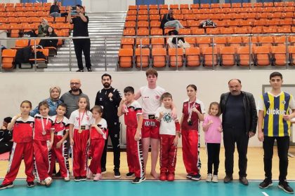 korfez-genclerbirligi-sporculari-daricadan-9-madalya-ile-dondu