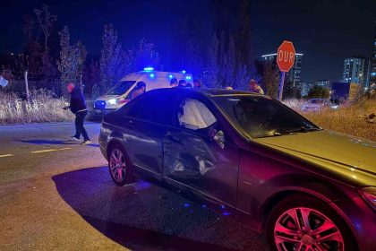 motosiklet-otomobile-carpti-1i-agir-4-yarali