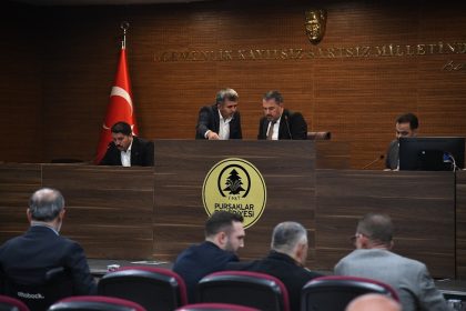pursaklar-belediyesinin-2026-yili-butcesi-meclisten-gecti