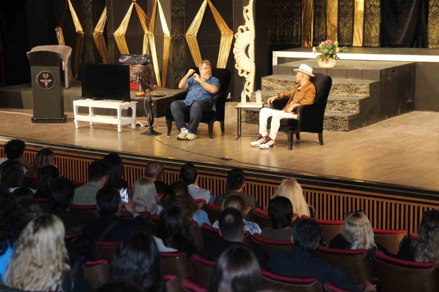 sahne-tozu-tiyatrosu-actor-clubdan-uluslararasi-etkinlik