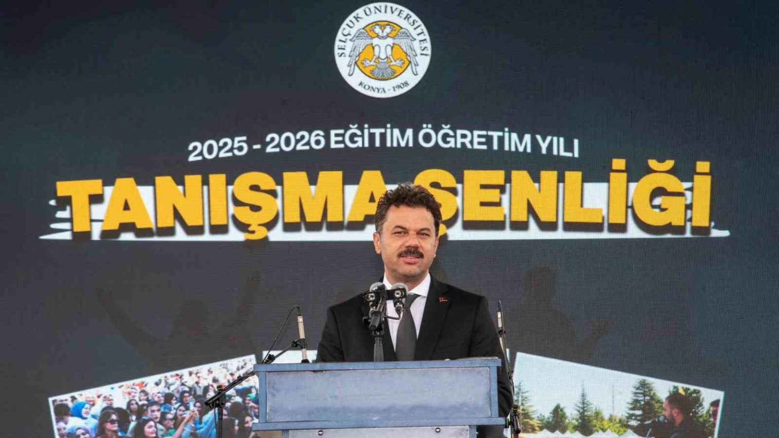 selcuk-universitesinde-tanisma-senligi-coskuyla-basladi