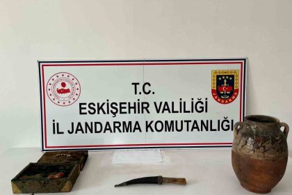 tarihi-eser-satmaya-calisan-supheli-jandarma-tarafindan-yakalandi