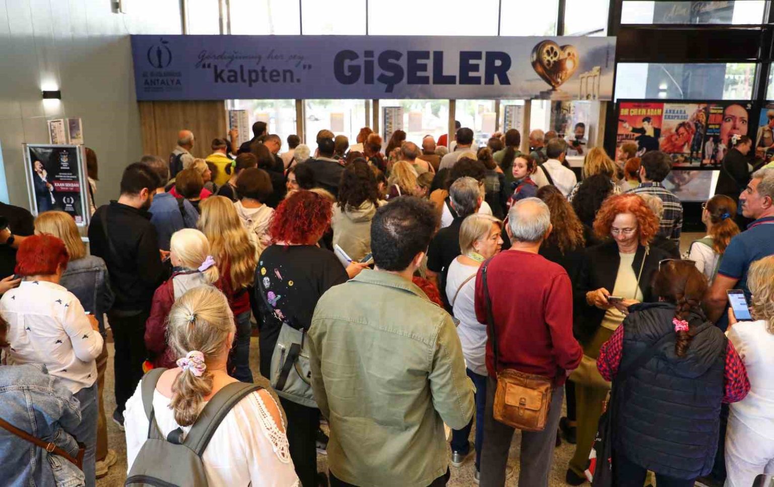 altin-portakal-film-festivali-biletlerine-yogun-ilgi