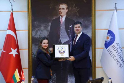 antalya-buyuksehir-belediyesi-ve-litvanya-heyeti-arasinda-isbirligi-imkanlari-gorusuldu