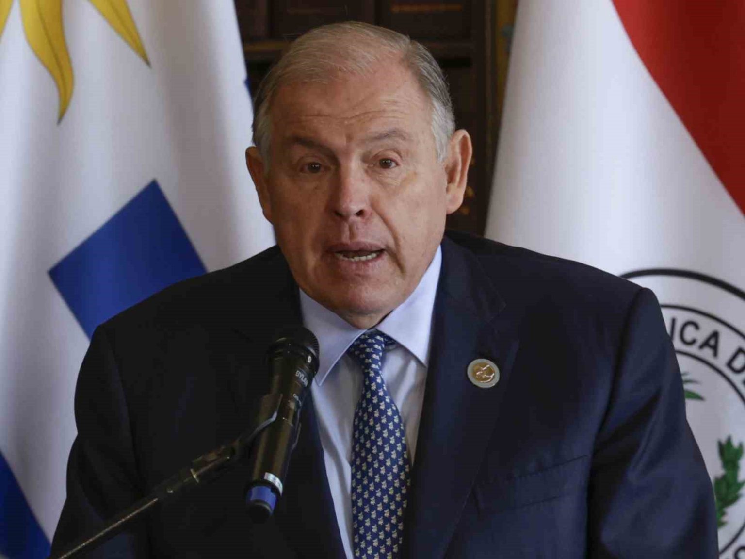 arjantin-disisleri-bakani-werthein-istifa-etti