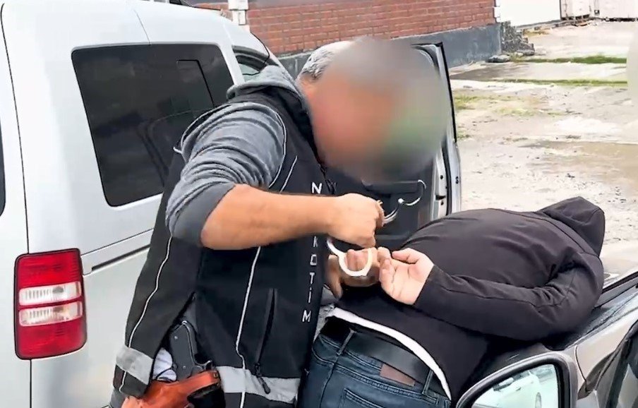 aydinda-filmleri-aratmayan-operasyon-112-kilogram-uyusturucu-madde-ele-gecirildi