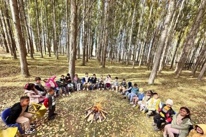 aydintepede-anaokulu-ogrencilerine-sonbahar-mevsimi-dogada-anlatildi