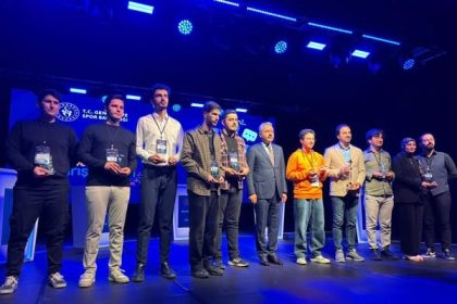 balikesirli-gencler-bilgi-yarismasinda-turkiye-birincisi