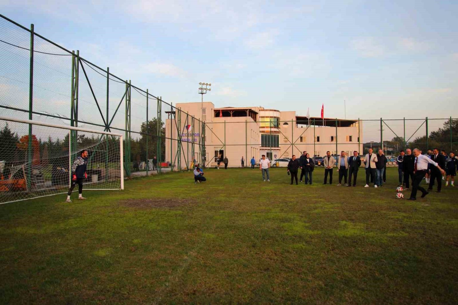 baskan-ozluden-duzcesporlu-oyunculara-prim-sozu