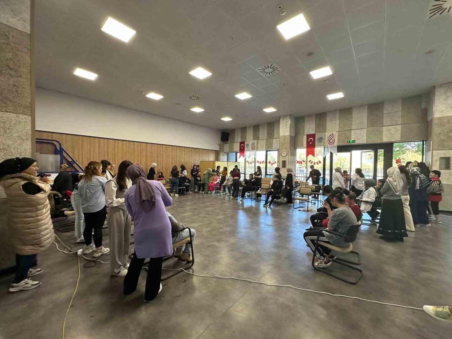 buyuksehirden-turkiyenin-en-kapsamli-engelsiz-yasam-merkezinde-renkli-etkinlik