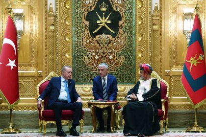 cumhurbaskani-erdogan-umman-sultani-el-said-ile-bir-araya-geldi