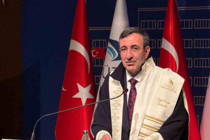 cumhurbaskani-yardimcisi-yilmaz-onumuzdeki-donem-daha-buyuk-bir-degisim-dalgasi-geliyor