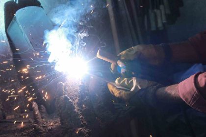 dededen-babaya-babadan-ogula-kaldi-30-yildir-demir-dovuyor