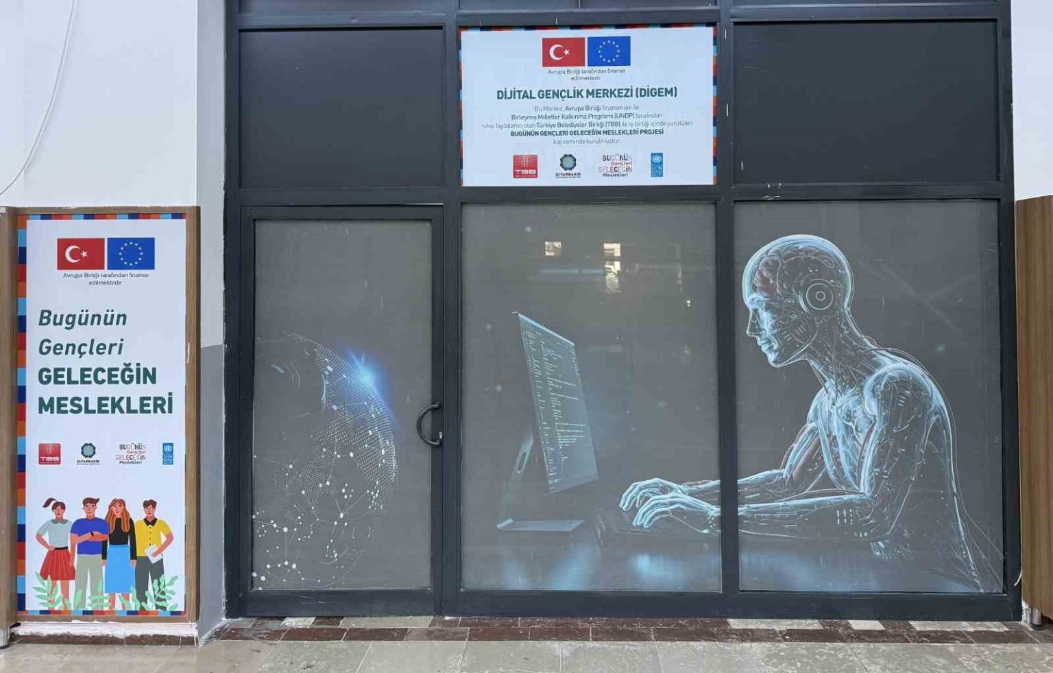diyarbakirda-dijital-genclik-merkezi-aciliyor