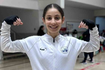 elazig-belediyespor-boksoru-elif-naz-milli-takim-kampinda