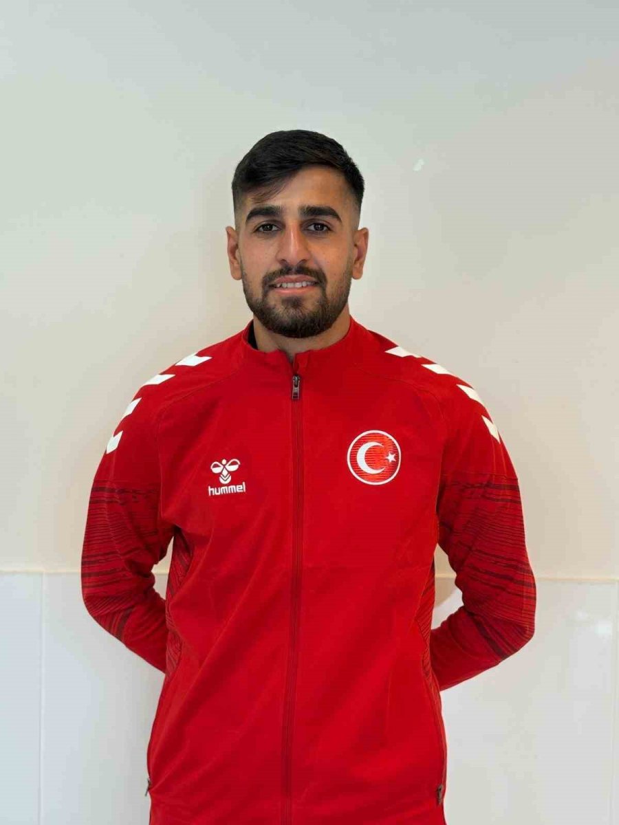 elazigli-sporcu-karakas-turkiyeyi-temsil-edecek