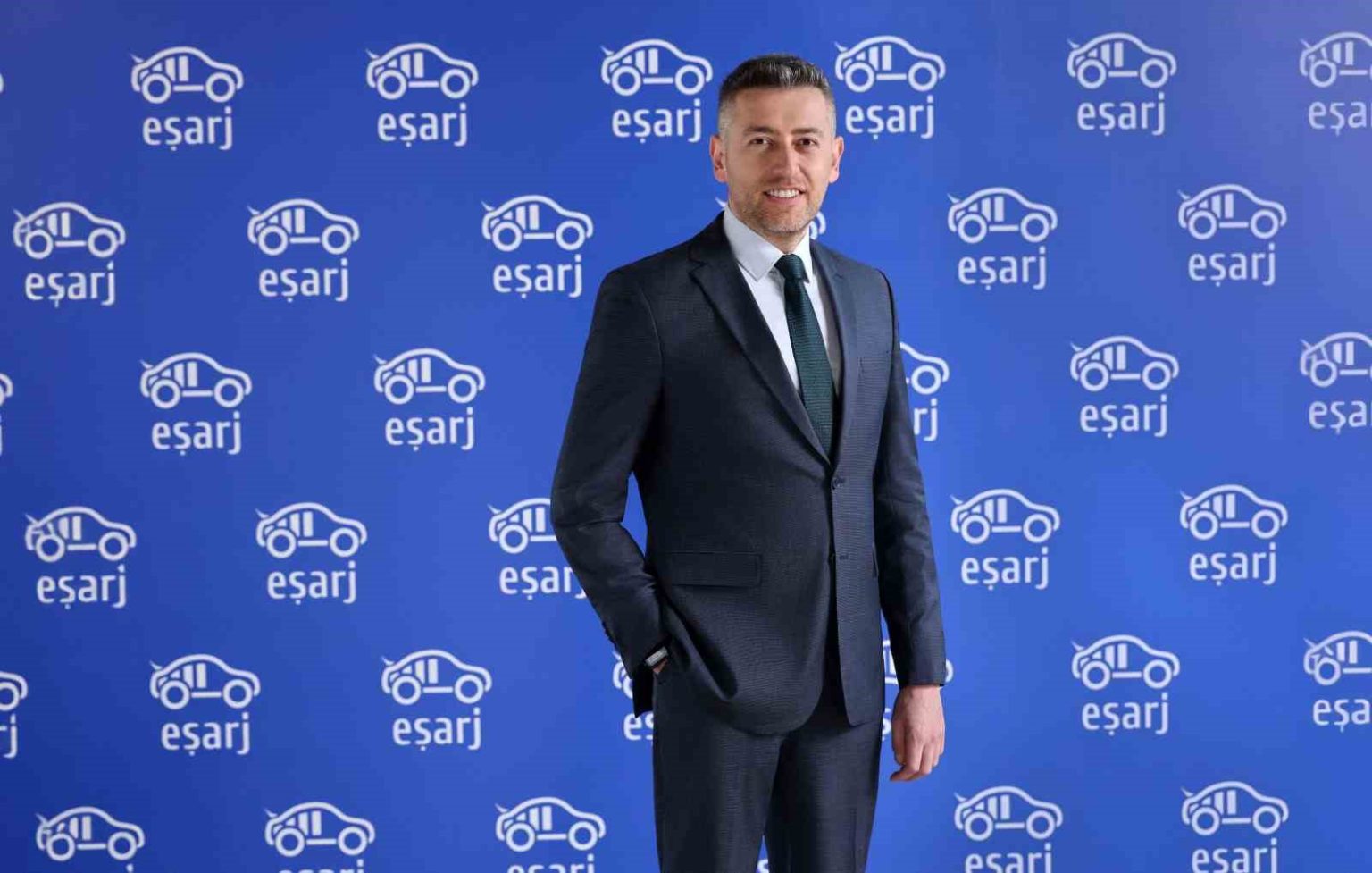 esarj-kolay-ve-guvenli-sarjlanma-icin-esarj-auto-ozelligini-devreye-aldi