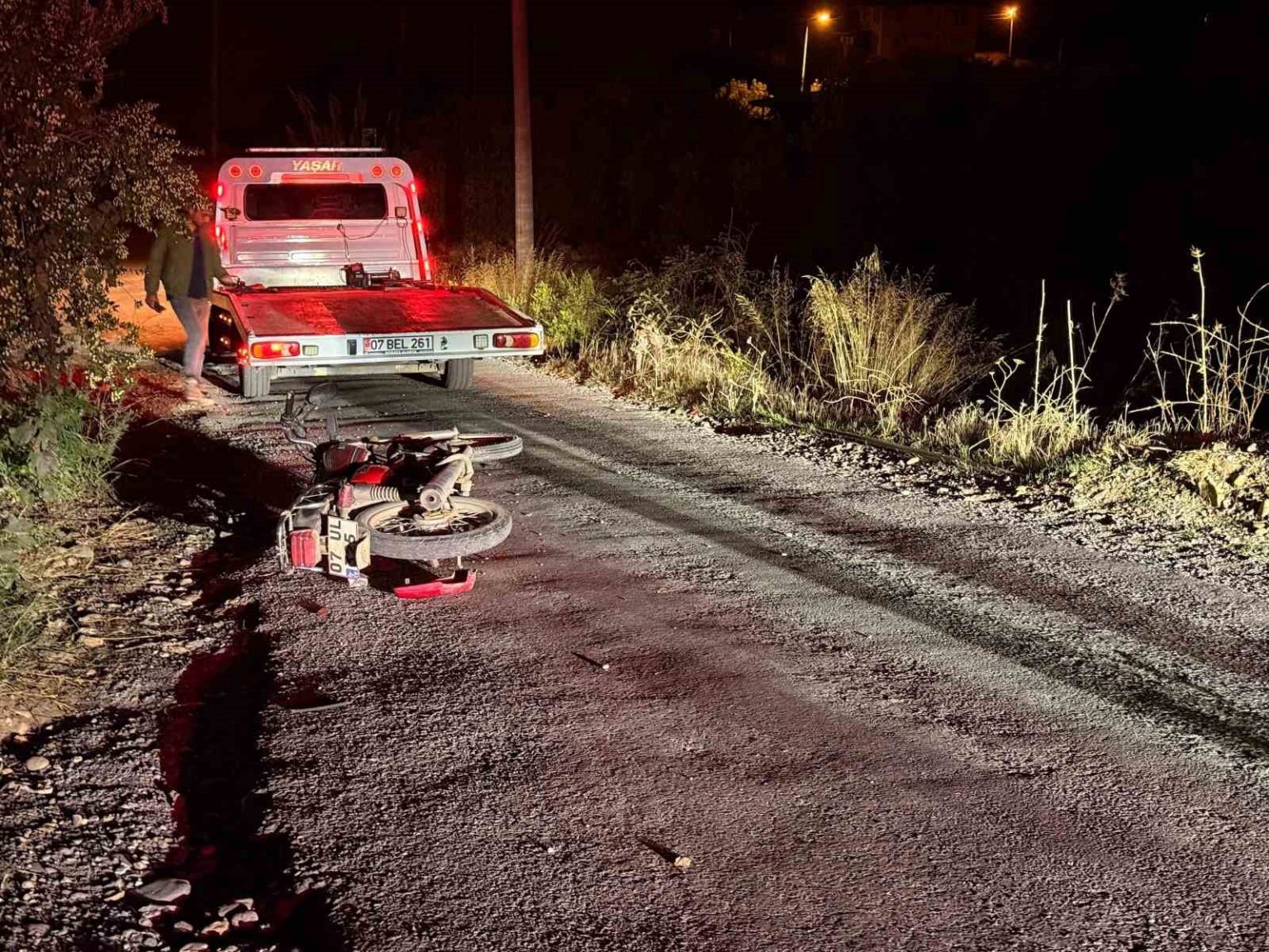 gazipasada-devrilen-motosikletin-alkollu-surucusu-yaralandi